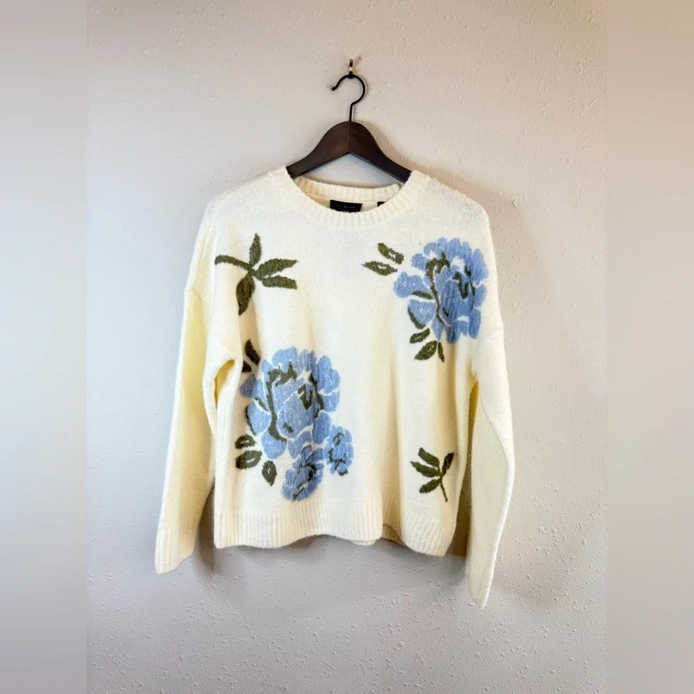 Ted Baker Soft Marshmallow Blue Jack Yard Women’s Floral Sweater Sz S, M NWT